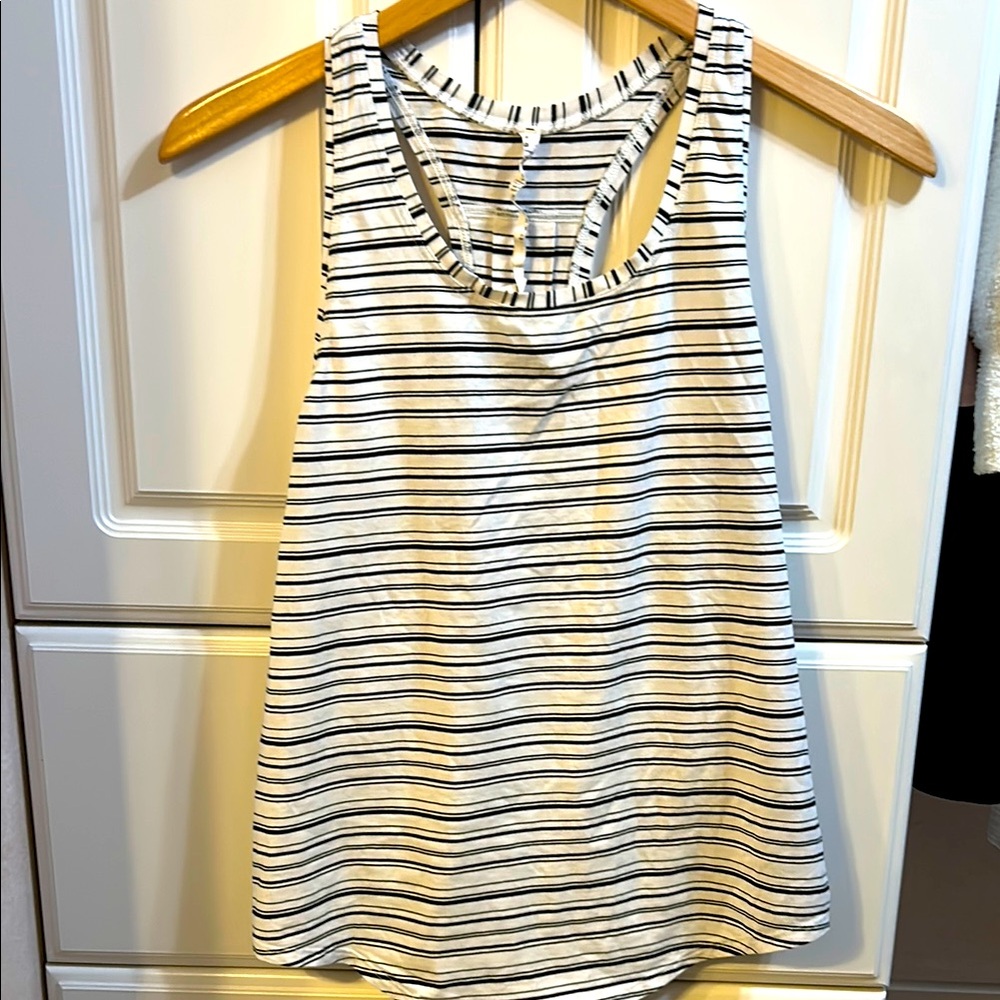 Lululemon Striped Sleeveless Women's Top, 6